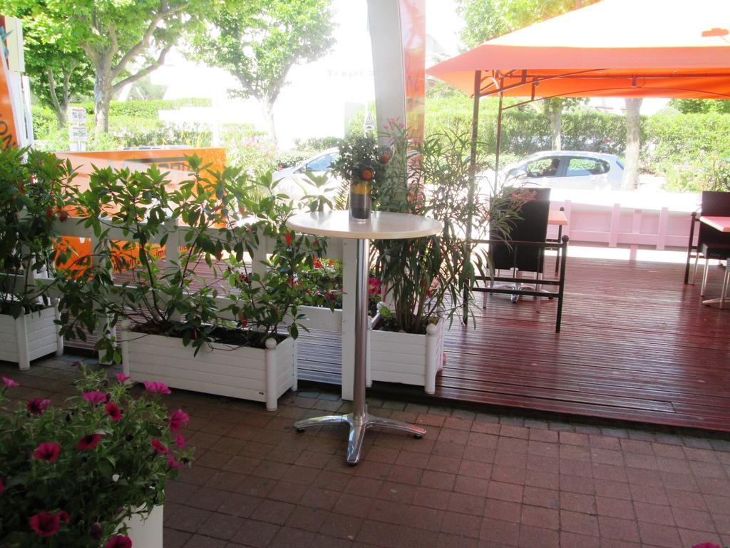 Vittoria Immobilier 1-reglement Sur Place - Cheques Acceptes Appartement