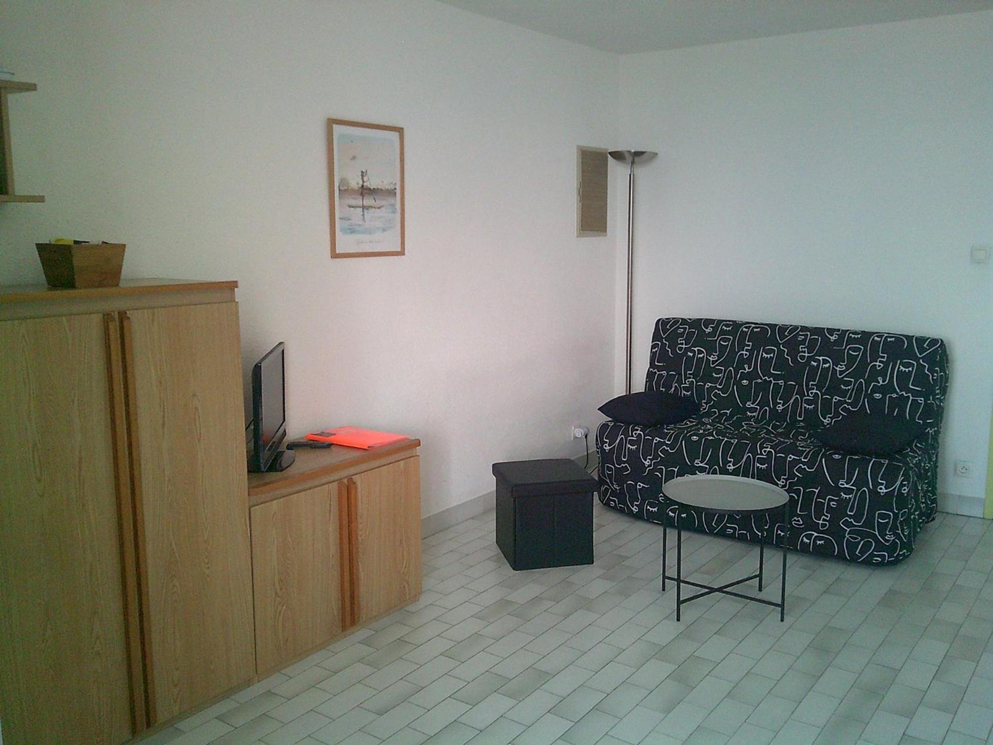 Vittoria Immobilier 1-reglement Sur Place - Cheques Acceptes *