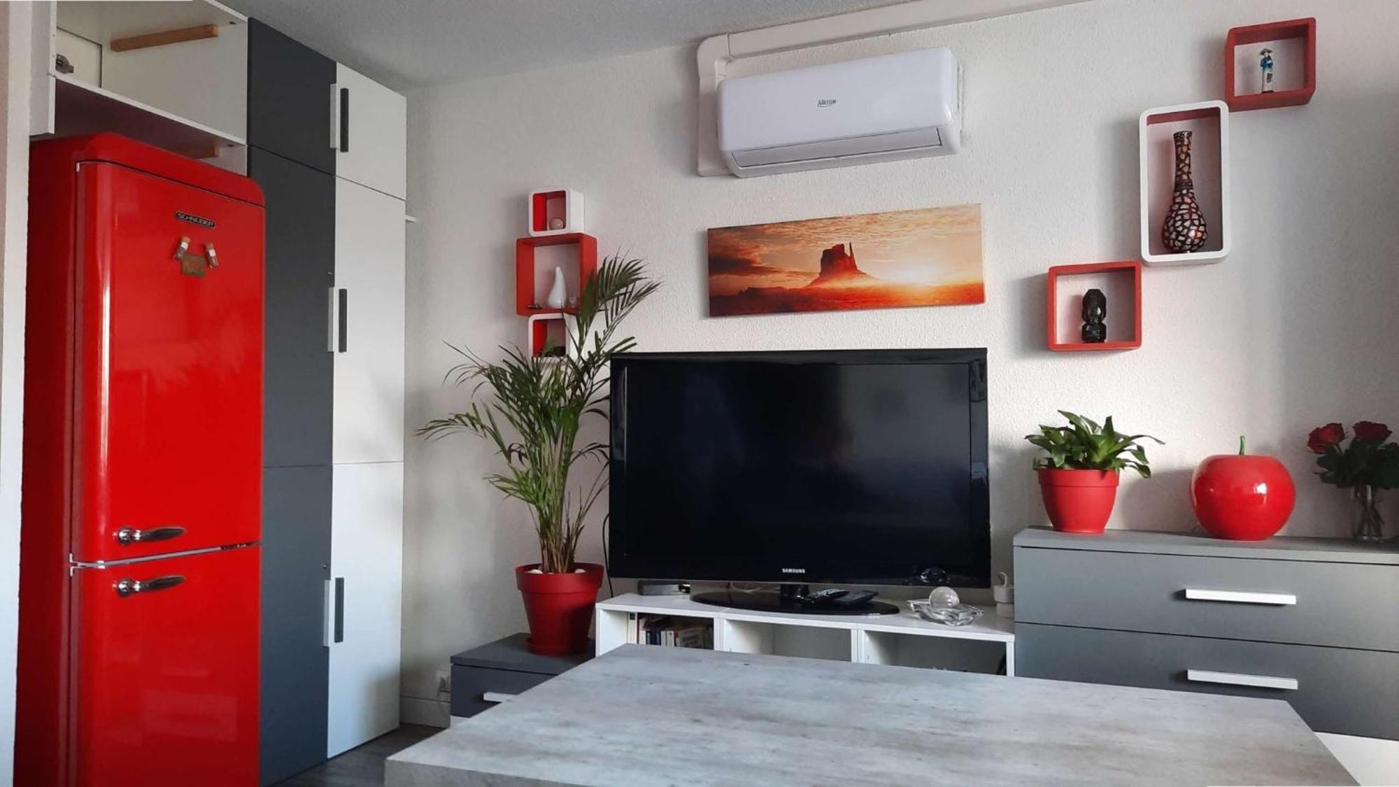 Vittoria Immobilier 1-reglement Sur Place - Cheques Acceptes *