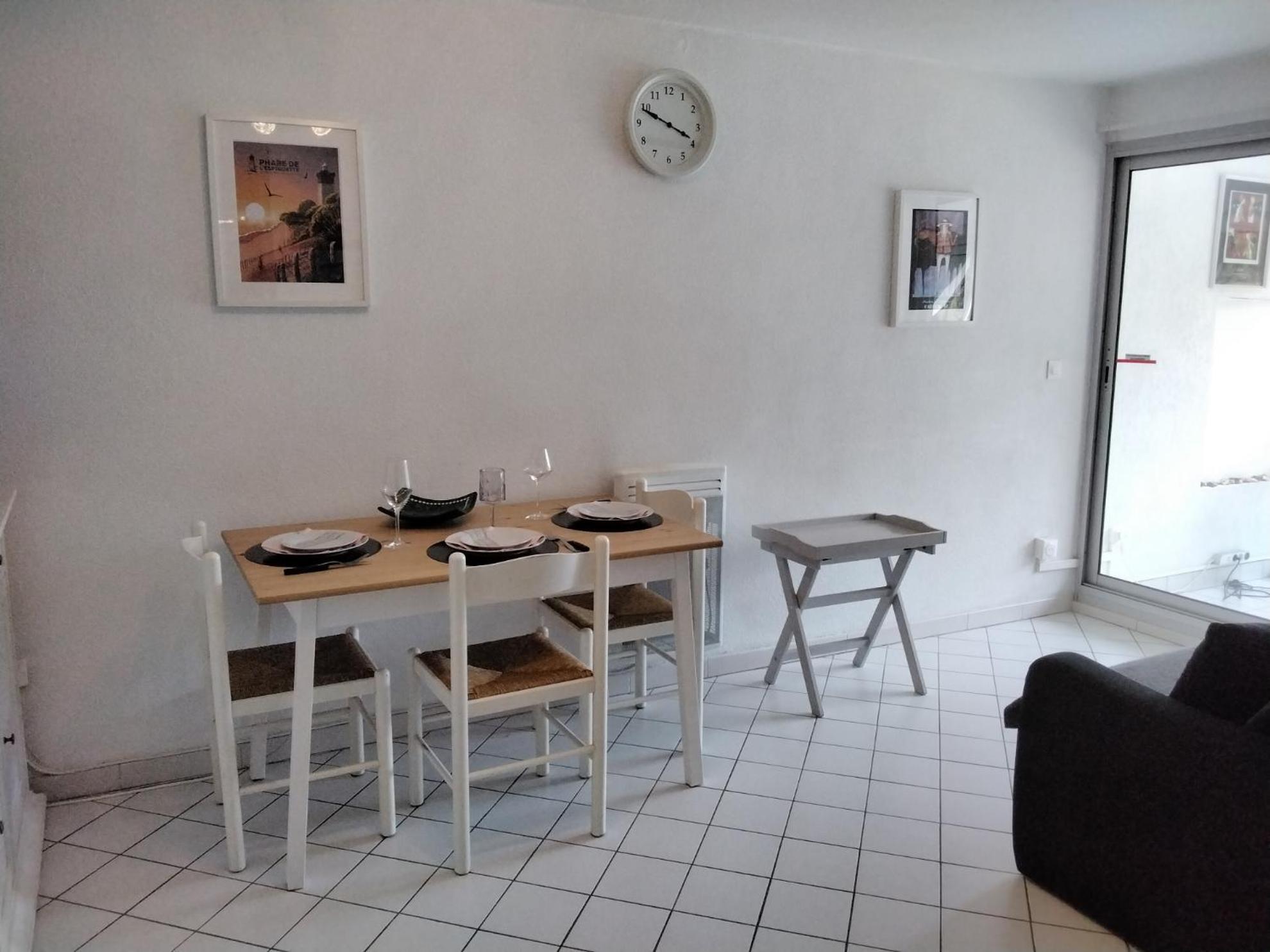 Vittoria Immobilier 1-reglement Sur Place - Cheques Acceptes La Grande-Motte
